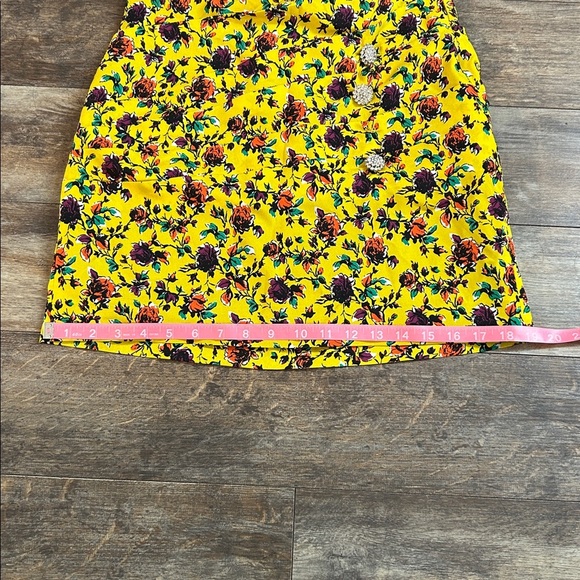 Zara Pleated Yellow Floral Print Skirt - Picture 10 of 10